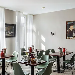 Nova Hotel
