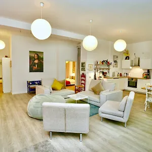 Apartment Ruhige City-oase Am Hauptbahnhof Cologne